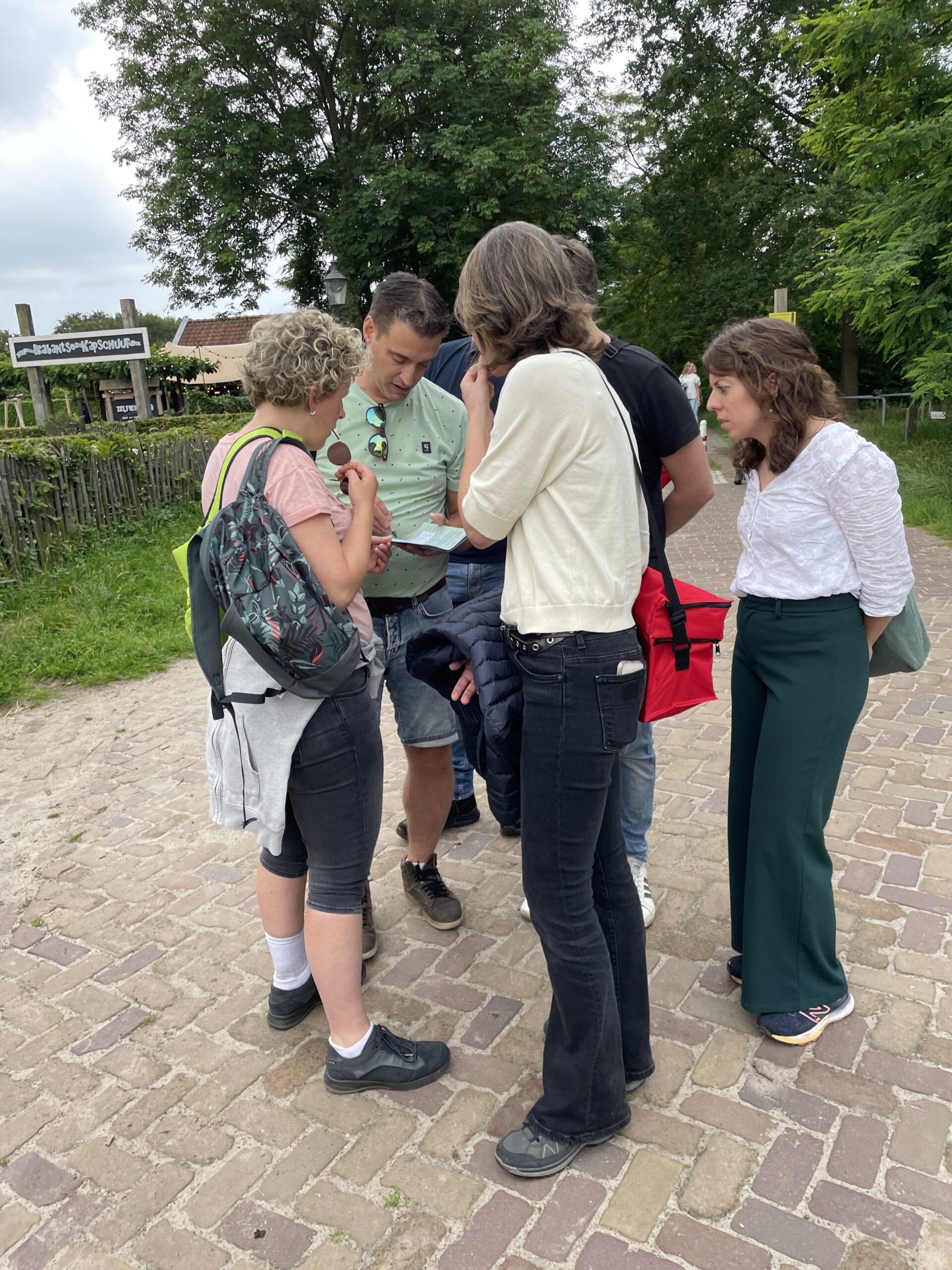 Personeelsuitje Bosactiviteit SW
